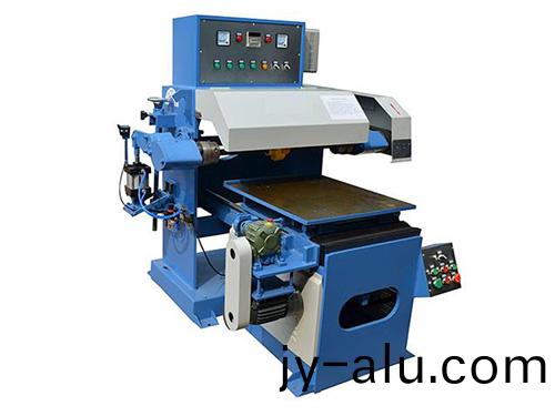 如(ru)何提高平麵抛(pao)光機(ji)的抛(pao)光(guang)速度？