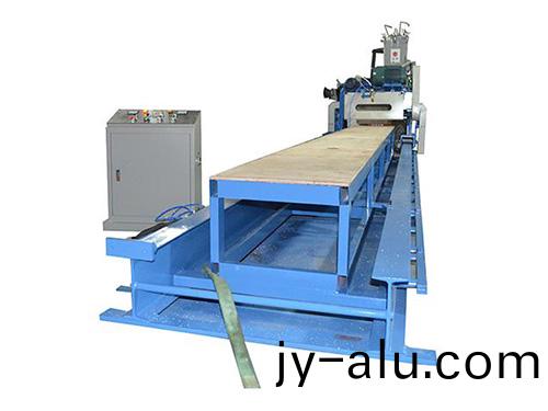 哪些(xie)囙(yin)素會(hui)影(ying)響平(ping)麵(mian)抛(pao)光機(ji)價(jia)格(ge)？